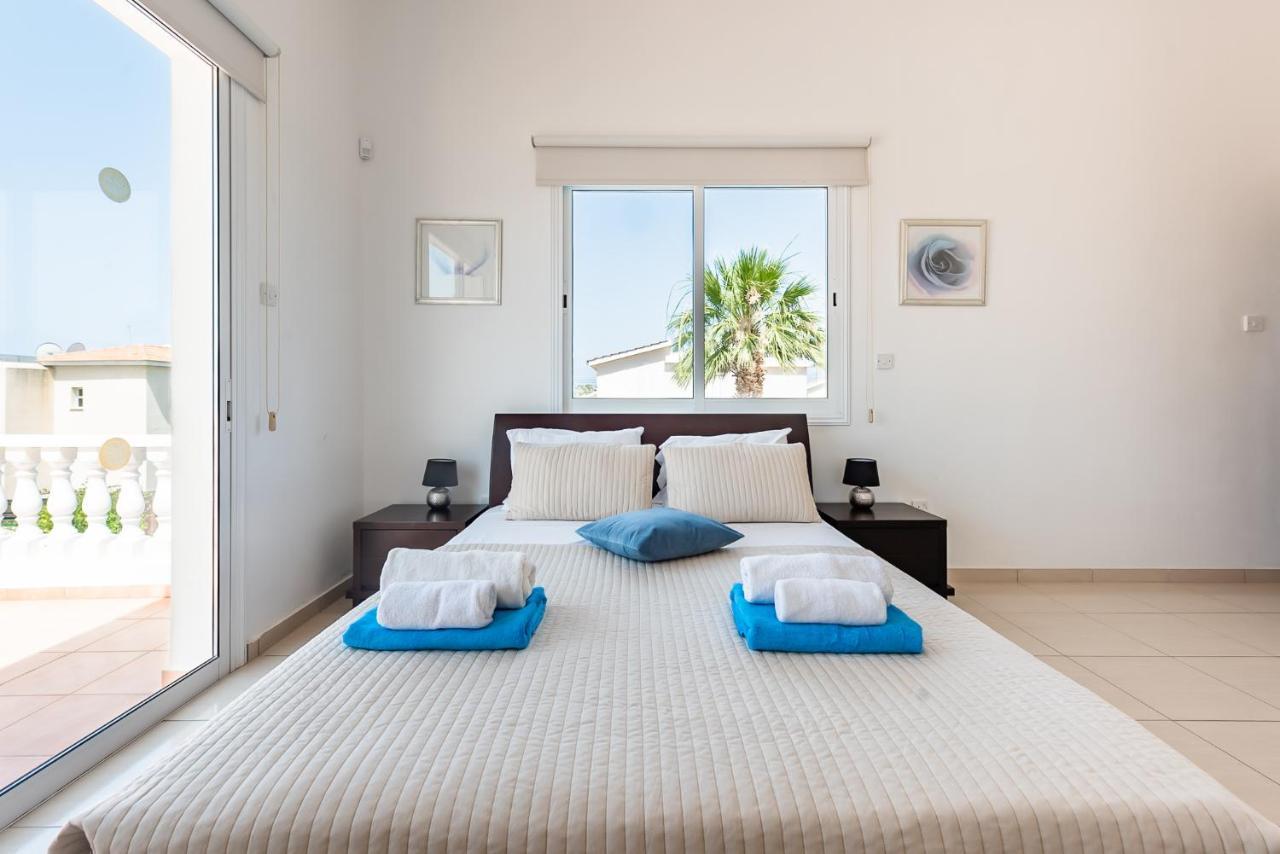 Villa Alysia Coral Bay Luaran gambar